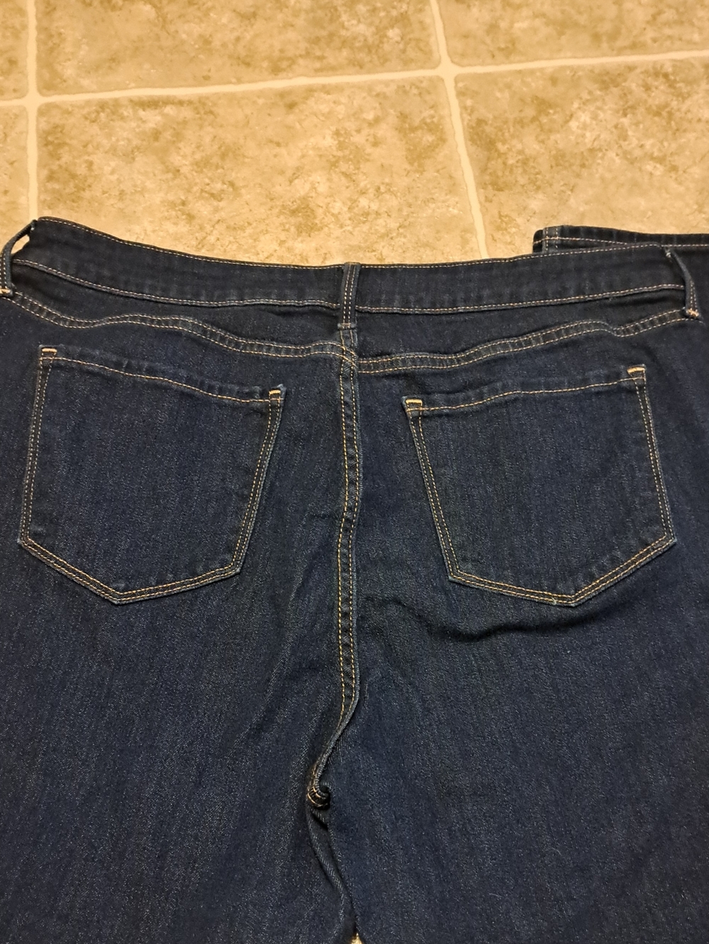 Old Navy Dark Blue Women's Stretch Jeans. High Rise Size 16 Short. - Picture 10 of 10